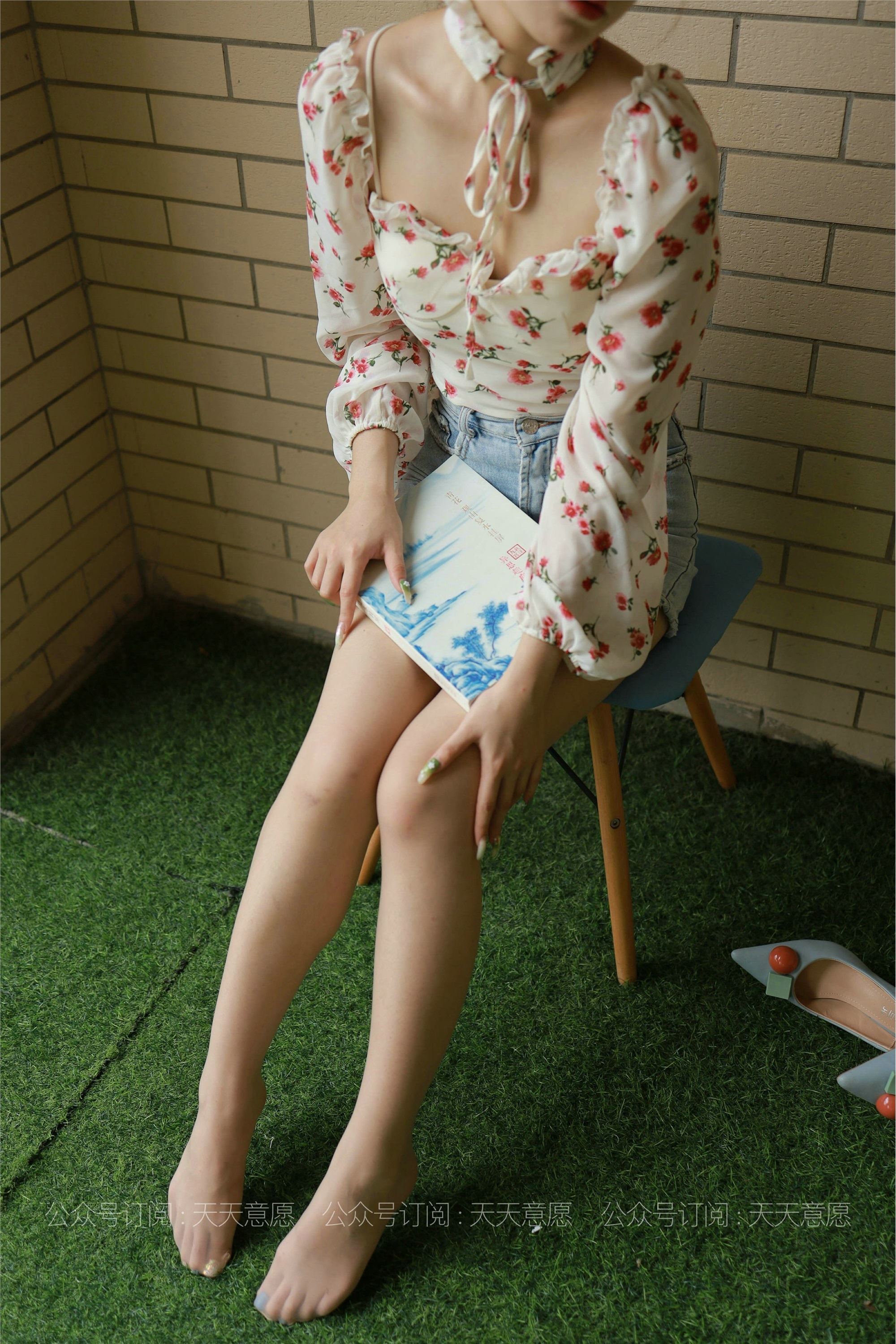 IESS异思趣向  2021.07.03 丝享家850：可可《法式碎花裙》